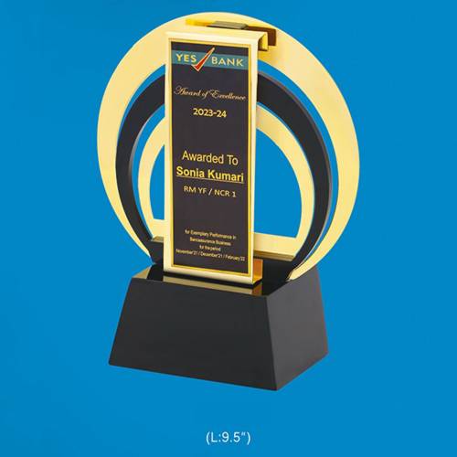 Customized Trophies Awards Golden Metal Round Shape With Printed Pattern For Office Use 3868 Manufacturers in Delhi