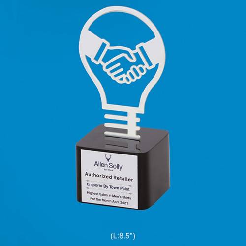 Lustrous Shine Metal Bulb Shape Trophy Rectangular For Office Use 3851 Manufacturers in Delhi