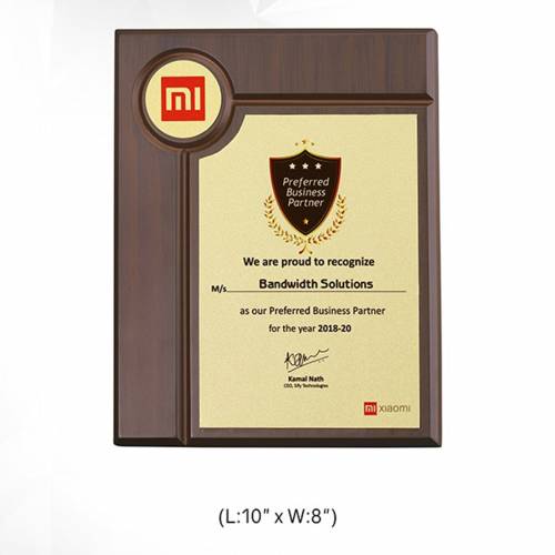 Personalized Engraved Brown Wooden Trophy for Appreciation Award 3711 Manufacturers in Delhi