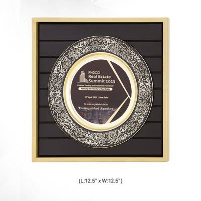 Wooden Golden Real Estate Summit Memento Trophy 3739 Manufacturers in Ghaziabad